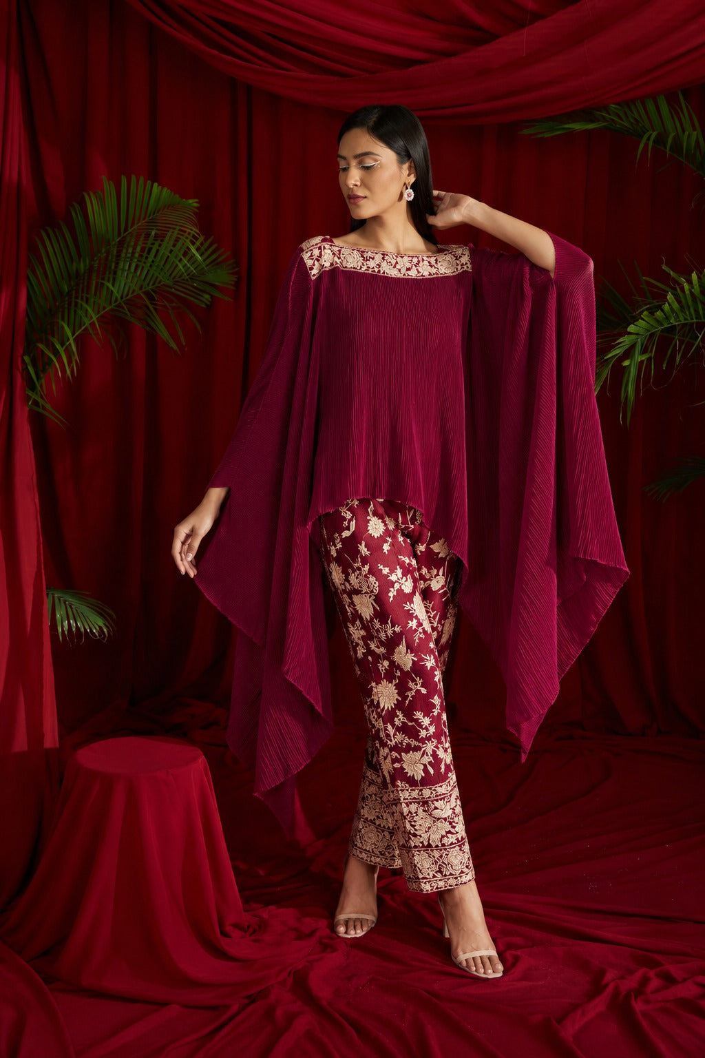 Reyna gara pleated cape with pants - Wine