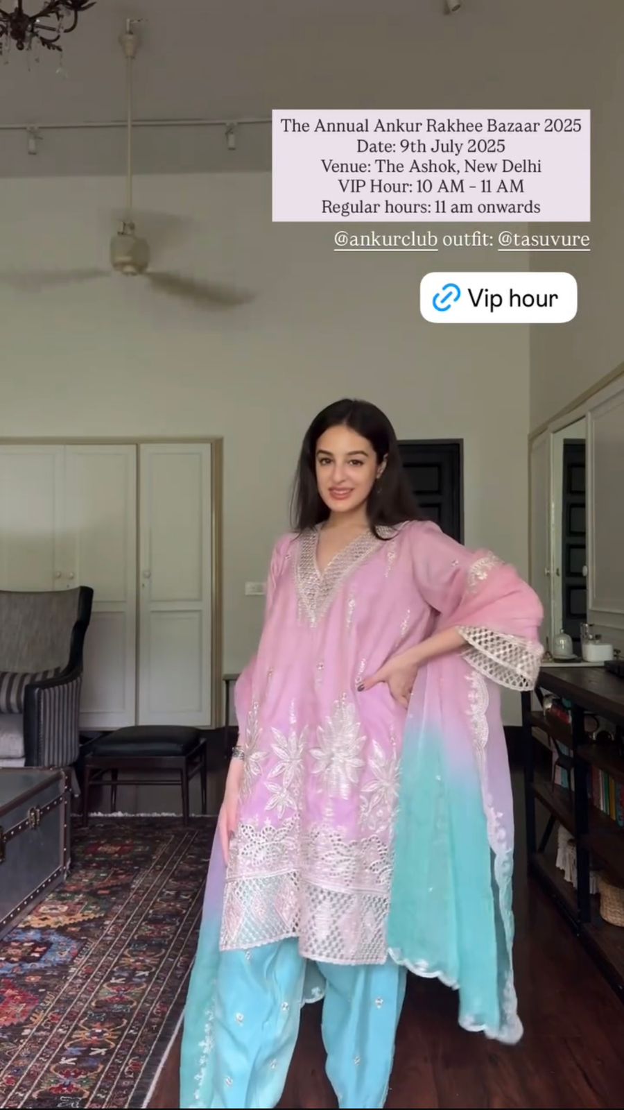 Aaina Ada Farshi Set - Gulabi Phool Colourblock