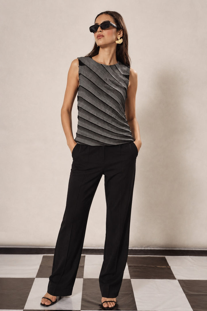 SLEEVELESS TOP-GREY