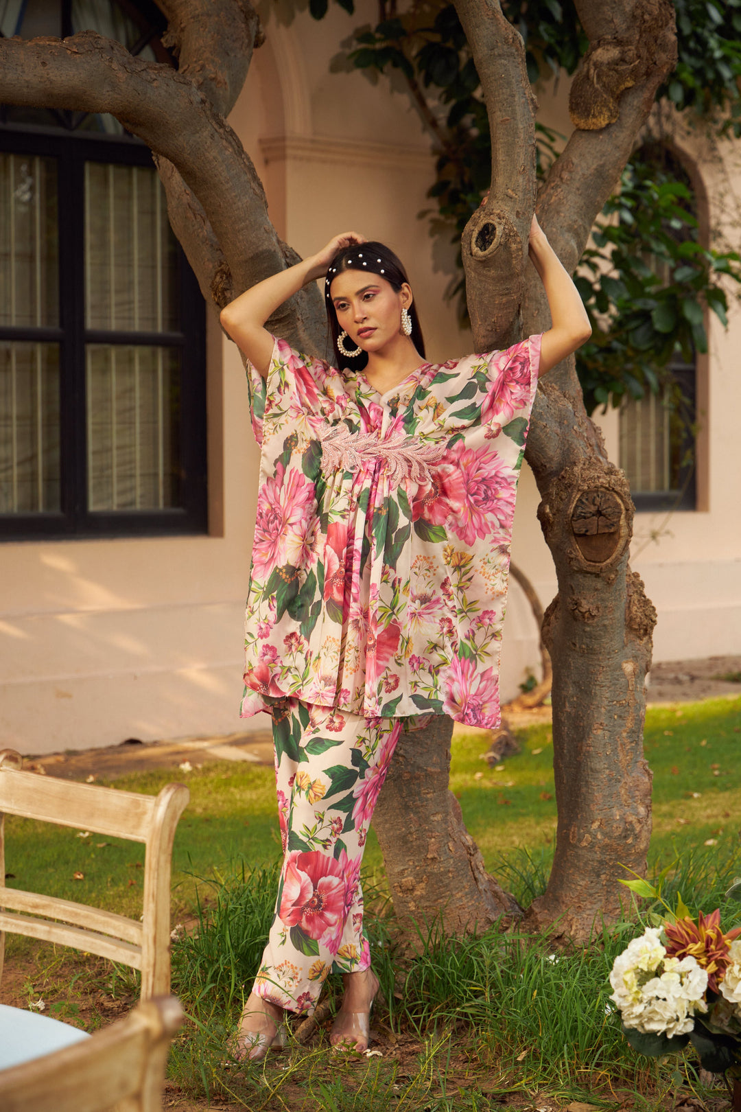 Floral Fantasy Cinched-in Kaftan Top with Straight Pants - Pink Magic