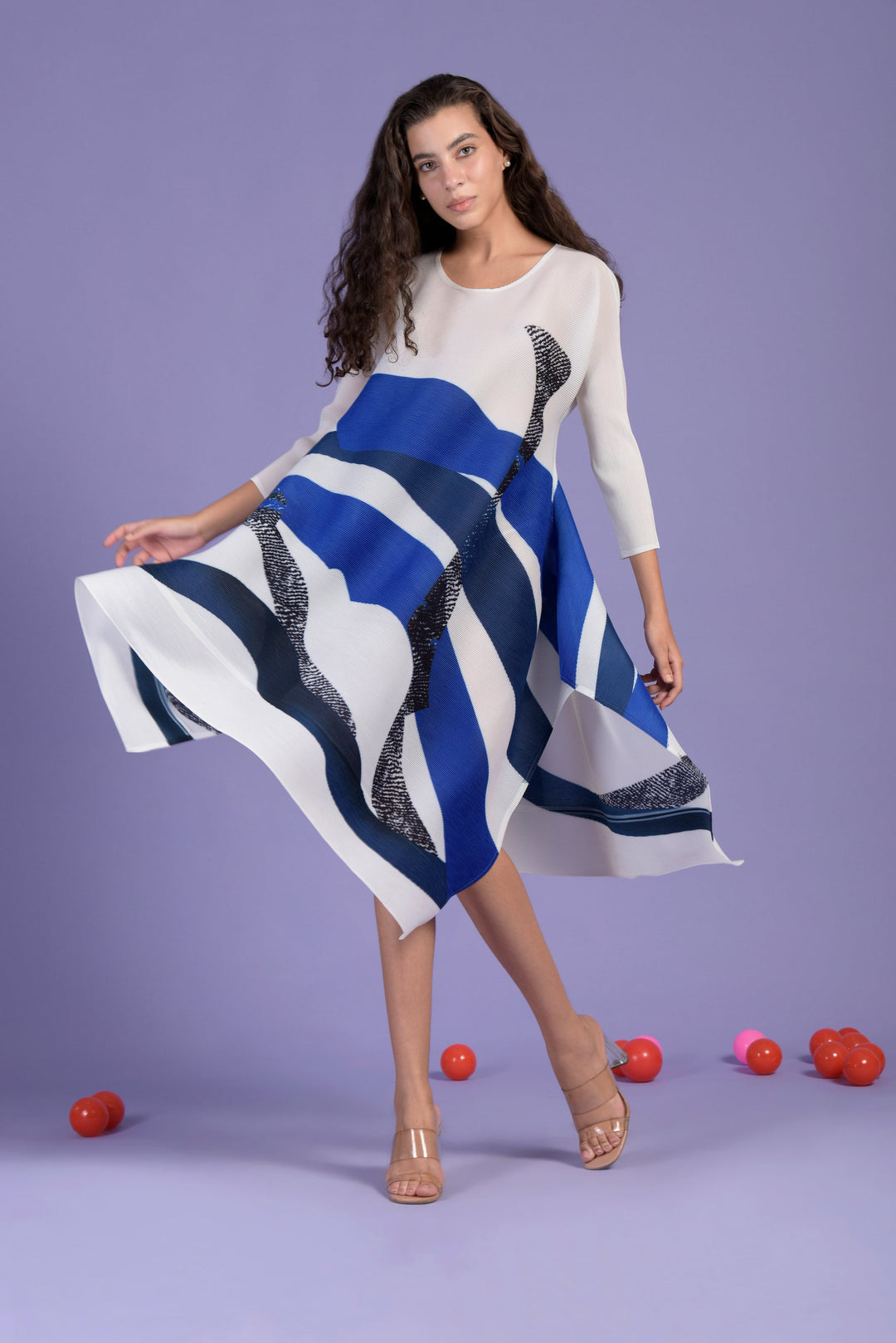 Alissa Abstract wave dress - Blue & White