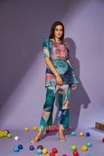 Load image into Gallery viewer, Abstract Printed co ord sets for women comfortable vacation outfit 