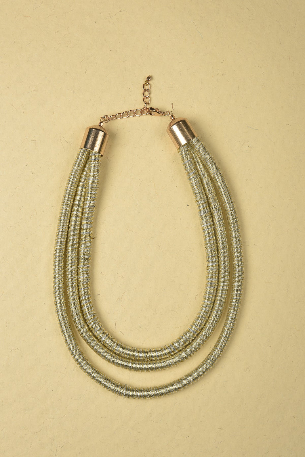 Small Necklace made of Jute, Iron Rings and Iron Chain