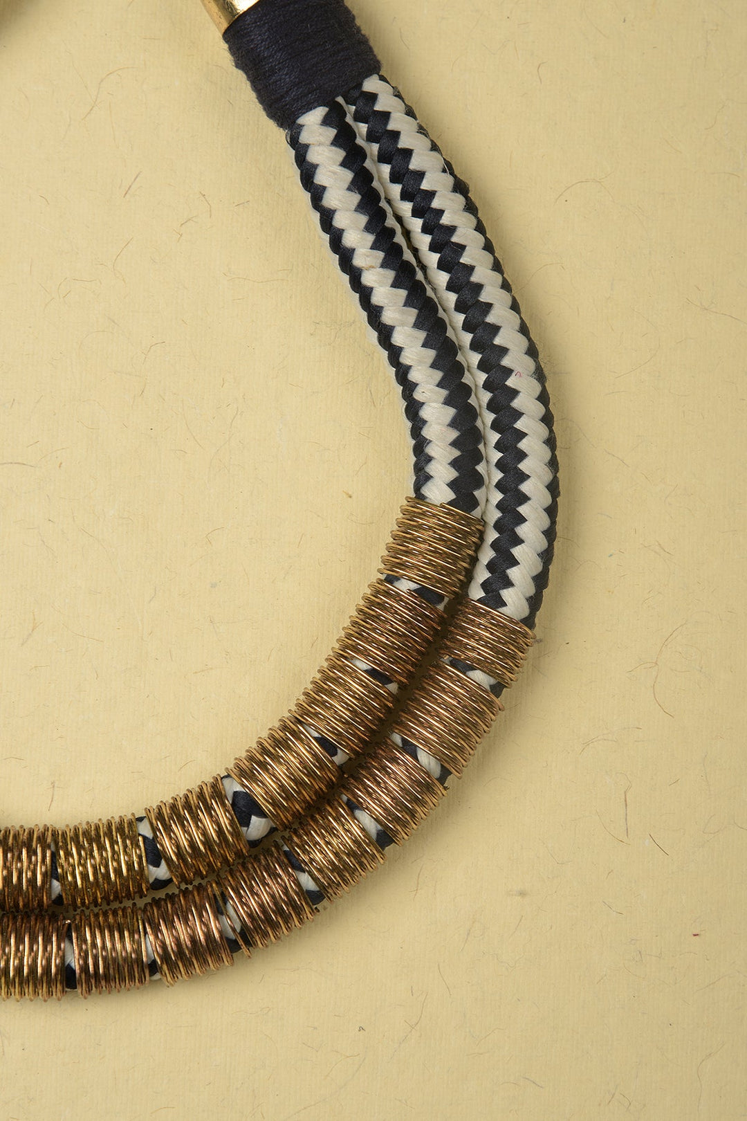 White & Dark Blue Necklace made of Jute, Suede and Plated Iron Rings