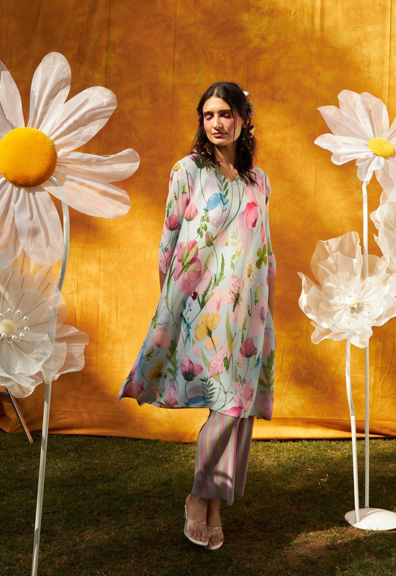 Laylon Lillies Floral Tunic Set - Lapis – Tasuvure