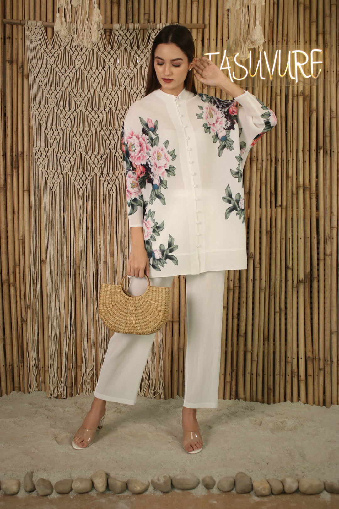 Shop Latest Style White Floral Shirt & Pleated Pant Co ord for Women Online. Shop Designer Outfit from Exclusive Collection of Womenswear at Tasuvure