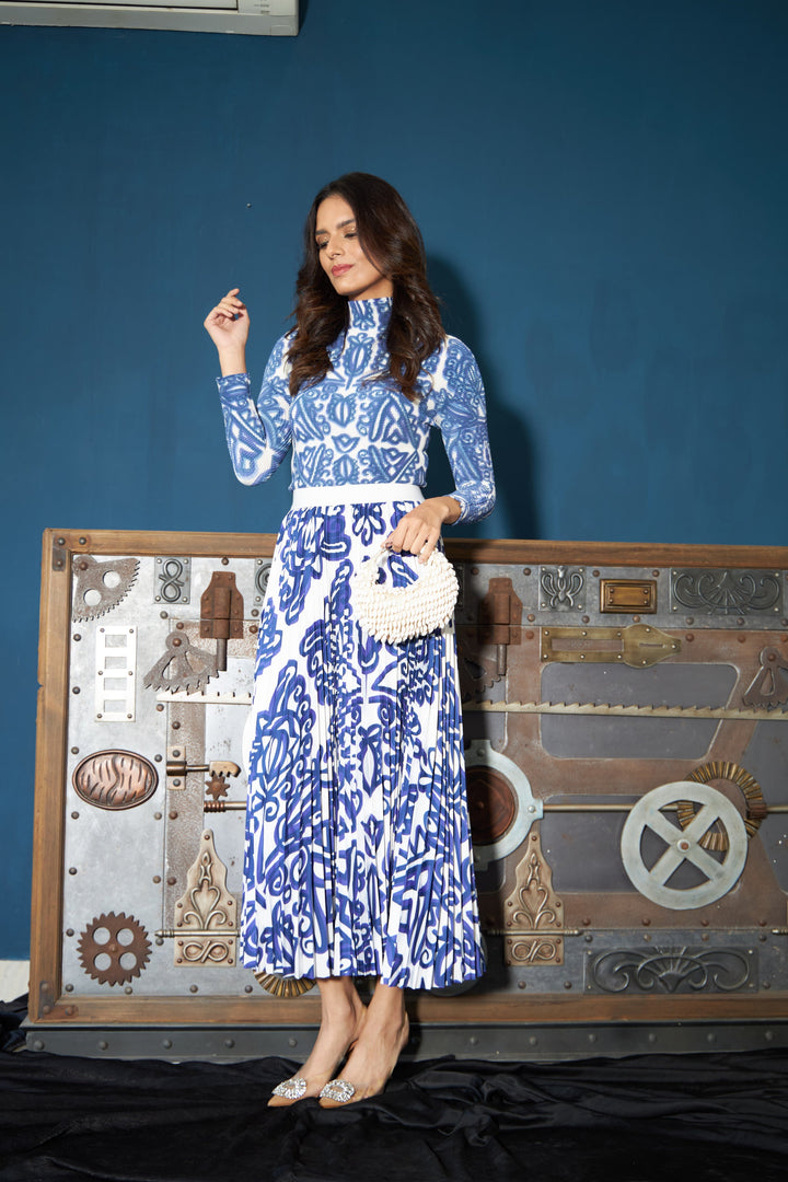 Aster Accordian Top With Printed Plisse Skirt - White Blue