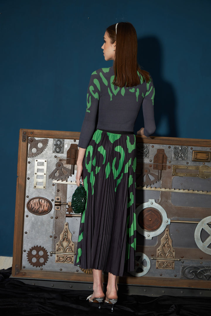 Aster Accordian Top With Printed Plisse Skirt - Black Green