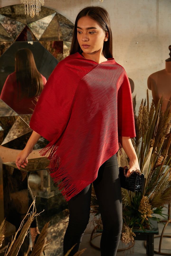Frolic Fringe Groovy Cape Top - Red