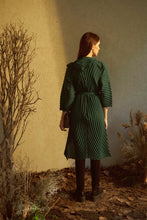 Load image into Gallery viewer, Alisha Accordian Pleated Overlay - Green
