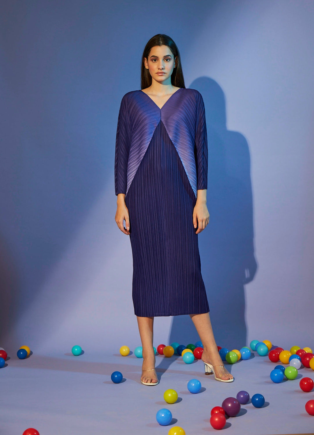 Shop Party wear Blue Kimono Kitsch Silhouette Midi Dress Crafted in Pleated Fabric For Women Online at TASUVURE, Top Fashion Brand for Women's Clothing in India 