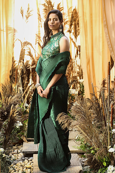 Scintillating Sewed Pleated Saree - Emerald Green