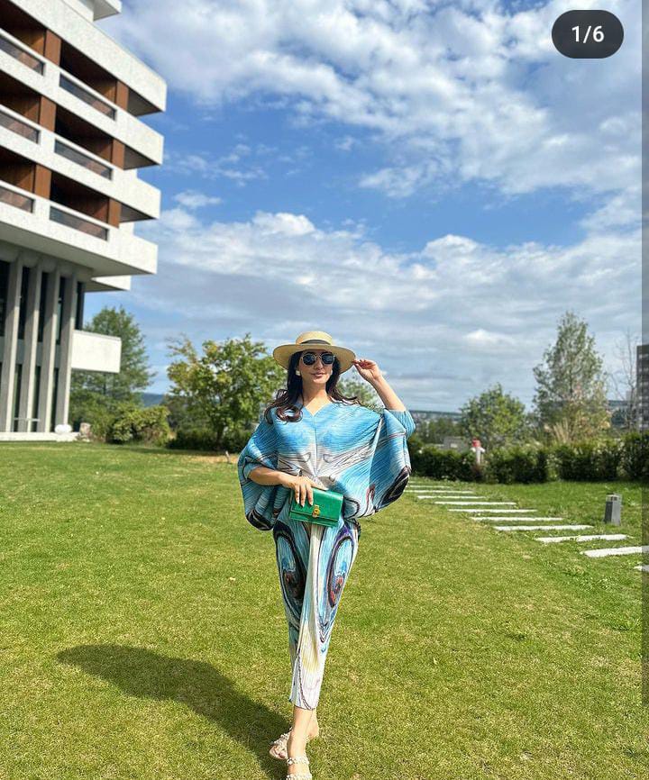 Tripti Bisht Gulati in our Kimono Kitsch Abstract Printed Dress - Blue